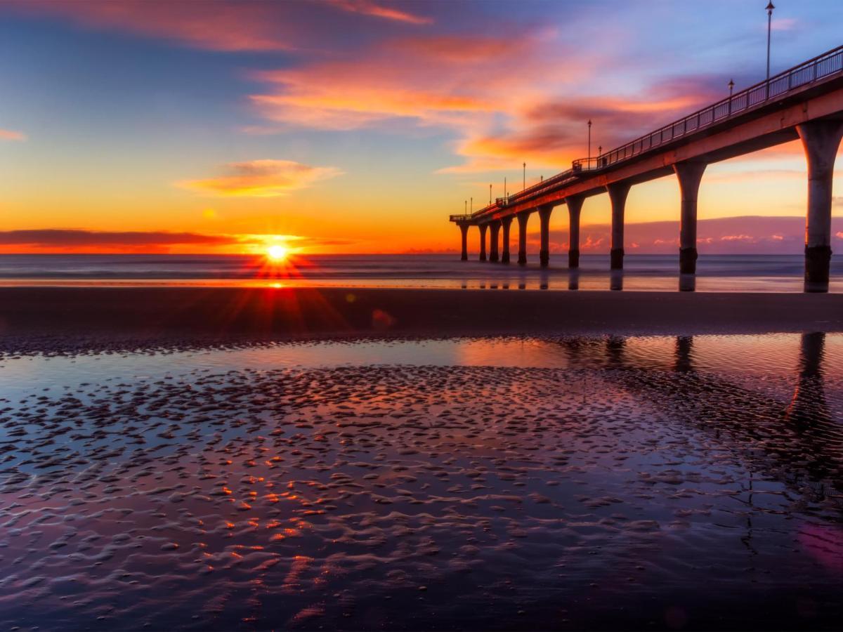 Coastal City Retreat - New Brighton Accommodation Christchurch Esterno foto